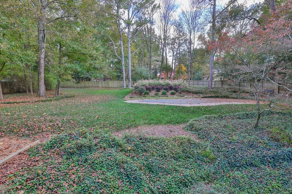 5025 Spruce Bluff Drive, Sandy Springs, Georgia 30350, 4 Bedrooms Bedrooms, ,4 BathroomsBathrooms,Residential,Sold,5025 Spruce Bluff Drive,7295967