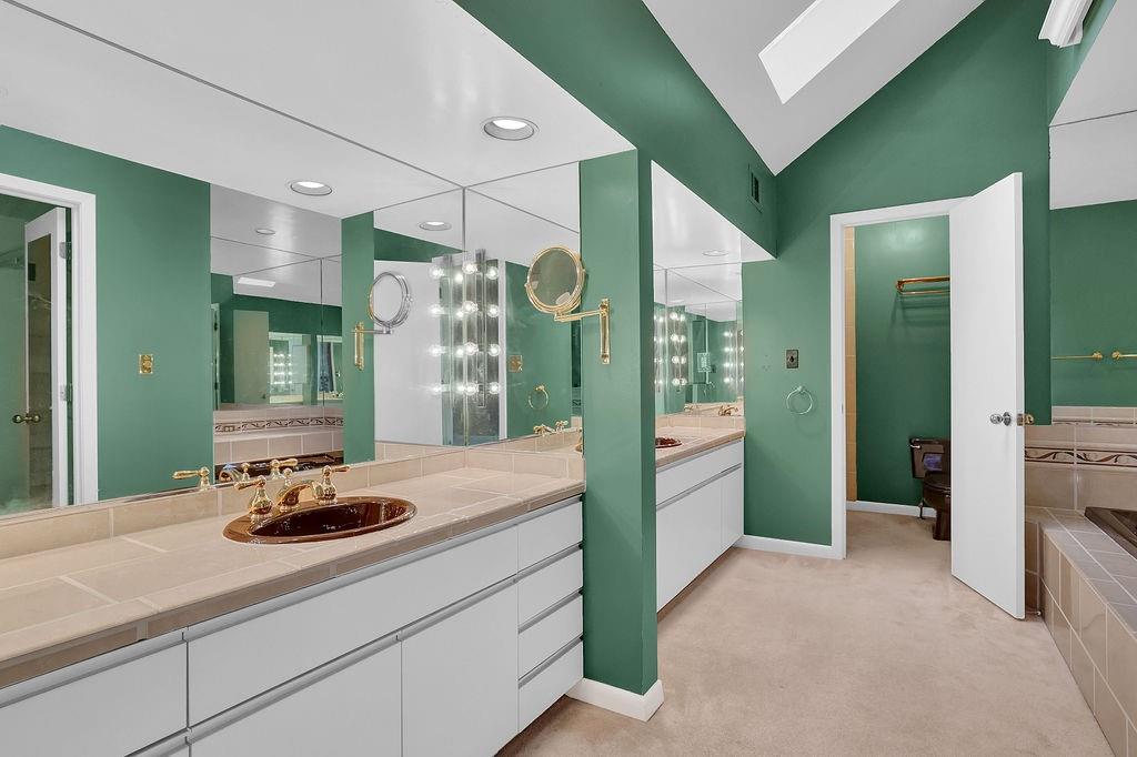 5025 Spruce Bluff Drive, Sandy Springs, Georgia 30350, 4 Bedrooms Bedrooms, ,4 BathroomsBathrooms,Residential,Sold,5025 Spruce Bluff Drive,7295967