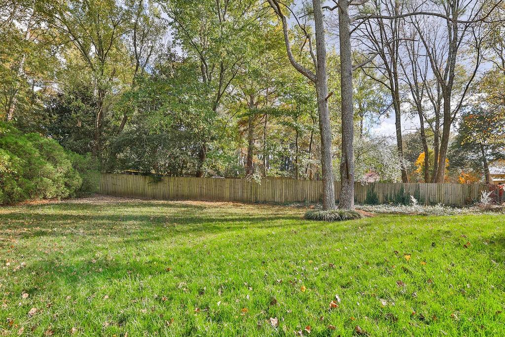 5025 Spruce Bluff Drive, Sandy Springs, Georgia 30350, 4 Bedrooms Bedrooms, ,4 BathroomsBathrooms,Residential,Sold,5025 Spruce Bluff Drive,7295967