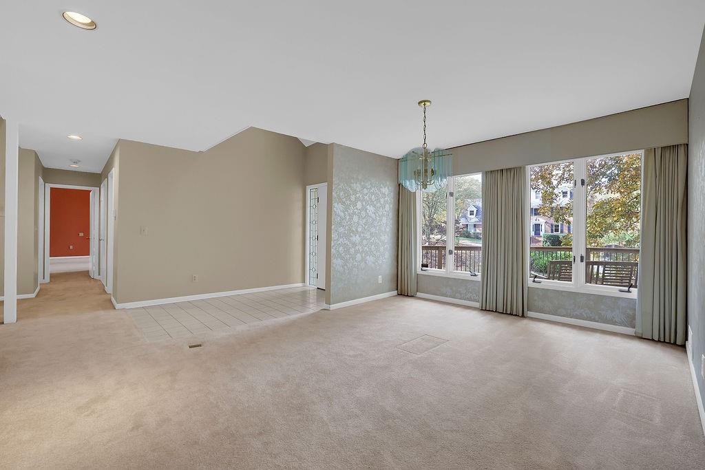 5025 Spruce Bluff Drive, Sandy Springs, Georgia 30350, 4 Bedrooms Bedrooms, ,4 BathroomsBathrooms,Residential,Sold,5025 Spruce Bluff Drive,7295967