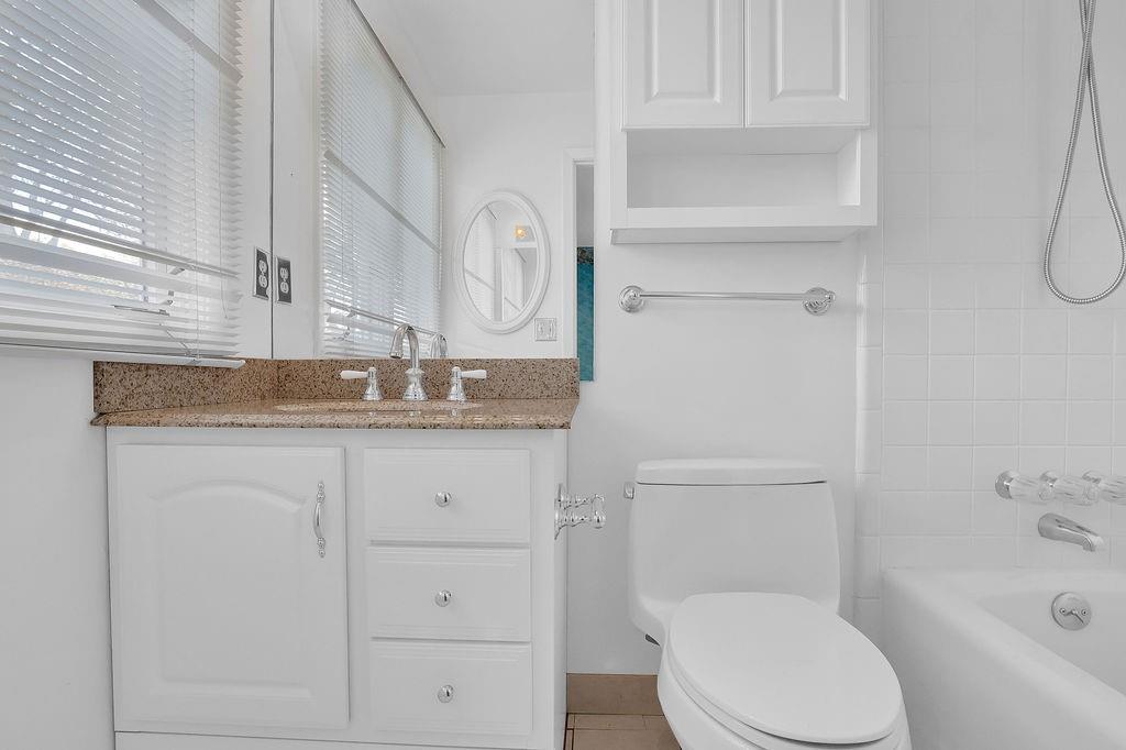 5025 Spruce Bluff Drive, Sandy Springs, Georgia 30350, 4 Bedrooms Bedrooms, ,4 BathroomsBathrooms,Residential,Sold,5025 Spruce Bluff Drive,7295967