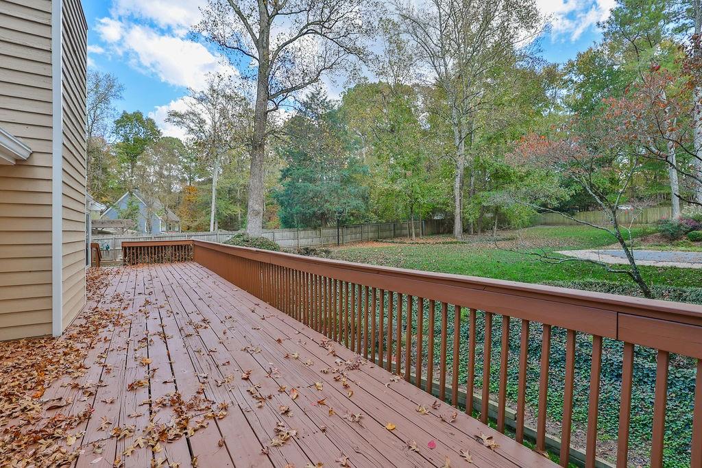 5025 Spruce Bluff Drive, Sandy Springs, Georgia 30350, 4 Bedrooms Bedrooms, ,4 BathroomsBathrooms,Residential,Sold,5025 Spruce Bluff Drive,7295967