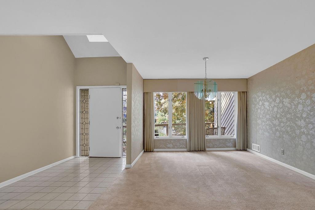 5025 Spruce Bluff Drive, Sandy Springs, Georgia 30350, 4 Bedrooms Bedrooms, ,4 BathroomsBathrooms,Residential,Sold,5025 Spruce Bluff Drive,7295967