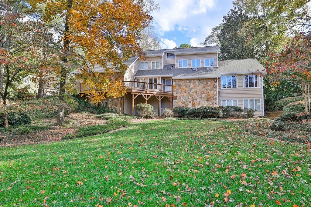 5025 Spruce Bluff Drive, Sandy Springs, Georgia 30350, 4 Bedrooms Bedrooms, ,4 BathroomsBathrooms,Residential,Sold,5025 Spruce Bluff Drive,7295967