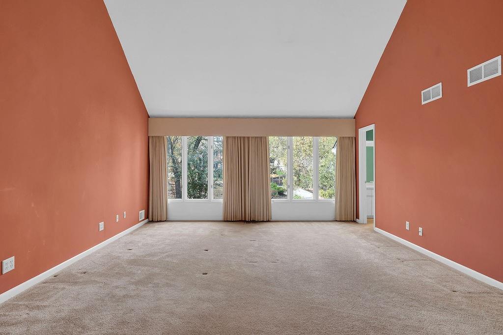 5025 Spruce Bluff Drive, Sandy Springs, Georgia 30350, 4 Bedrooms Bedrooms, ,4 BathroomsBathrooms,Residential,Sold,5025 Spruce Bluff Drive,7295967