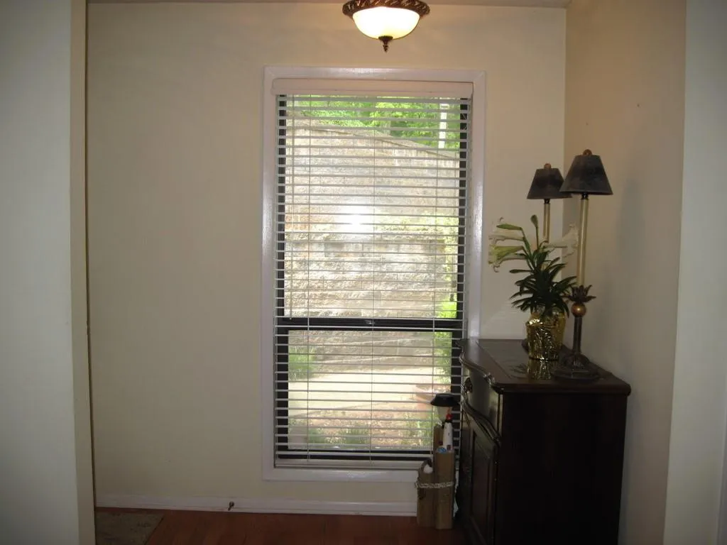 8740 Roswell Road Unit 5a, Sandy Springs, Georgia 30350, 2 Bedrooms Bedrooms, ,2 BathroomsBathrooms,Residential,Sold,8740 Roswell Road Unit 5a,6540790