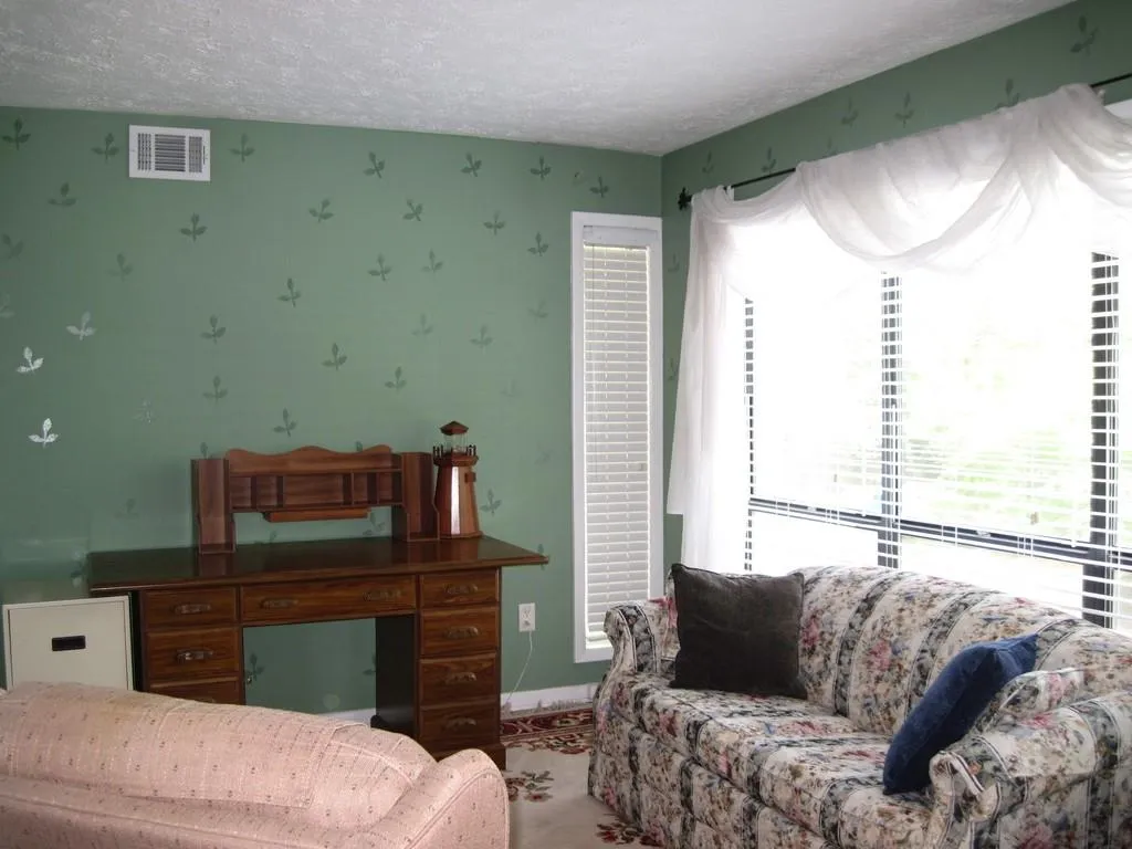 8740 Roswell Road Unit 5a, Sandy Springs, Georgia 30350, 2 Bedrooms Bedrooms, ,2 BathroomsBathrooms,Residential,Sold,8740 Roswell Road Unit 5a,6540790