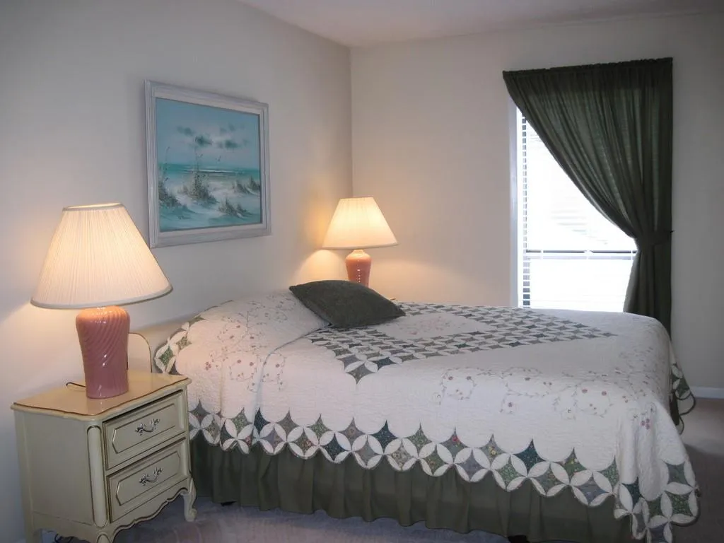 8740 Roswell Road Unit 5a, Sandy Springs, Georgia 30350, 2 Bedrooms Bedrooms, ,2 BathroomsBathrooms,Residential,Sold,8740 Roswell Road Unit 5a,6540790