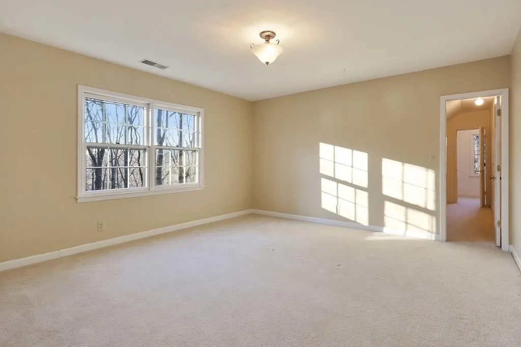 990 Buckhorn E, Sandy Springs, Georgia 30350, 5 Bedrooms Bedrooms, ,4 BathroomsBathrooms,Residential,Sold,990 Buckhorn E,6119864