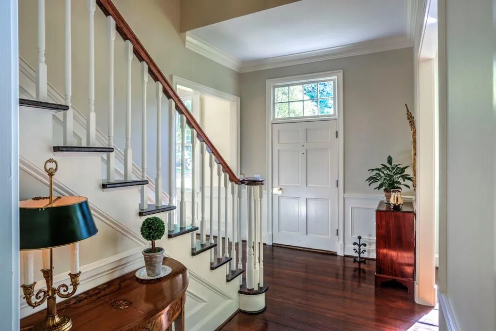 1000 Club Commons Circle Ne, Brookhaven, Georgia 30319, 4 Bedrooms Bedrooms, ,4 BathroomsBathrooms,Residential,Sold,1000 Club Commons Circle Ne,5998728