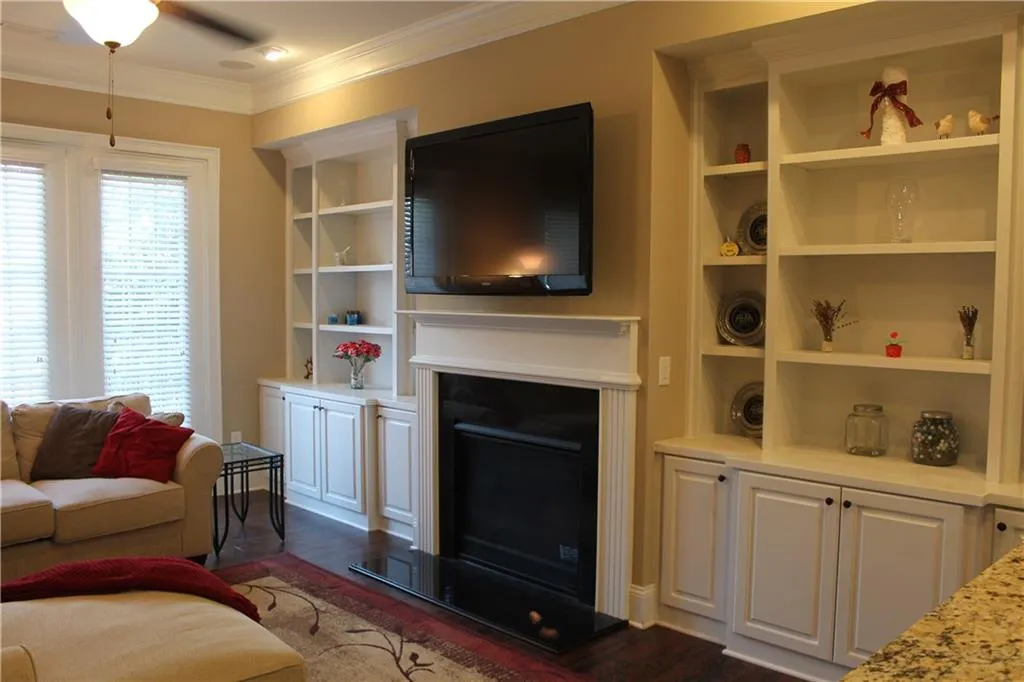 206 Alderwood Point, Sandy Springs, Georgia 30328, 3 Bedrooms Bedrooms, ,3 BathroomsBathrooms,Residential,Sold,206 Alderwood Point,5876088