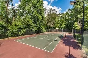 6700 Roswell Road Unit 21c, Sandy Springs, Georgia 30328, 2 Bedrooms Bedrooms, ,1 BathroomBathrooms,Residential,Sold,6700 Roswell Road Unit 21c,6913429