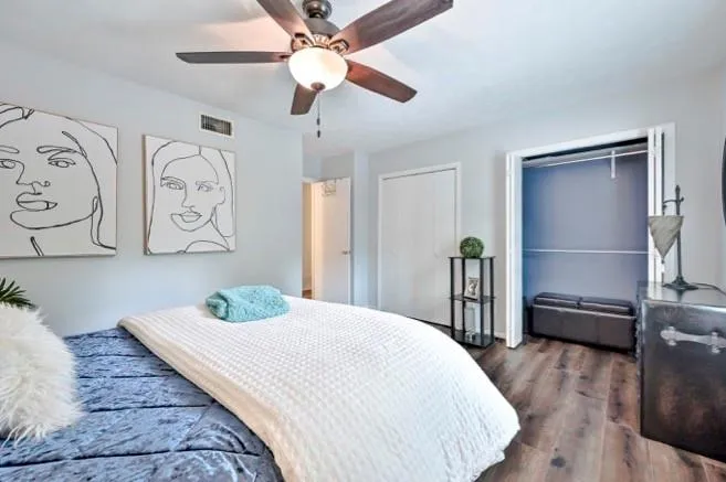 6700 Roswell Road Unit 21c, Sandy Springs, Georgia 30328, 2 Bedrooms Bedrooms, ,1 BathroomBathrooms,Residential,Sold,6700 Roswell Road Unit 21c,6913429