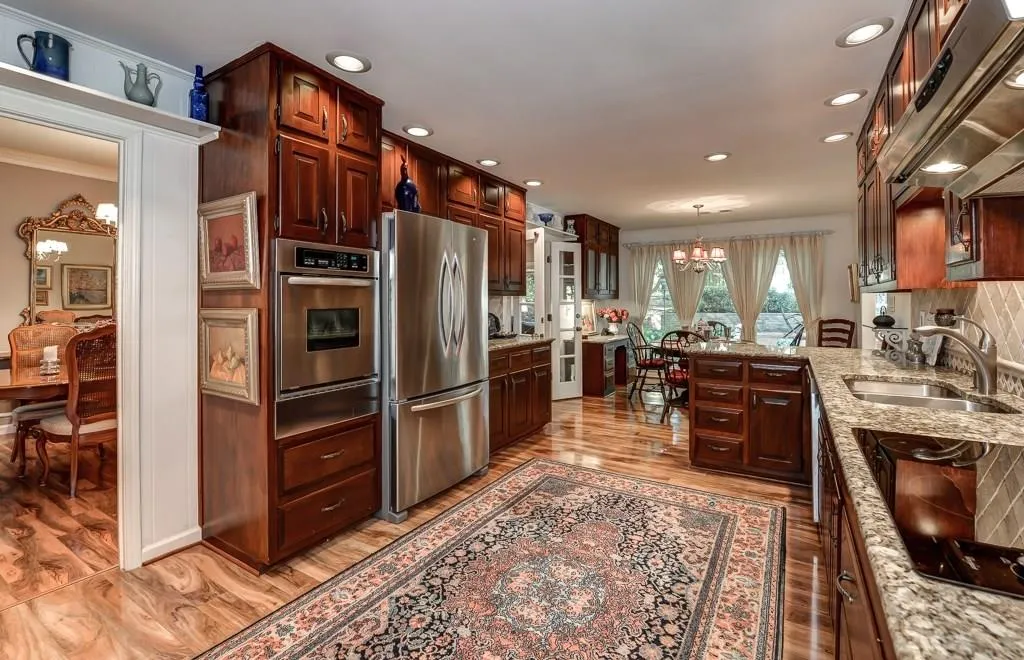 7445 Old Maine Trail, Sandy Springs, Georgia 30328, 4 Bedrooms Bedrooms, ,2 BathroomsBathrooms,Residential,Sold,7445 Old Maine Trail,5593770