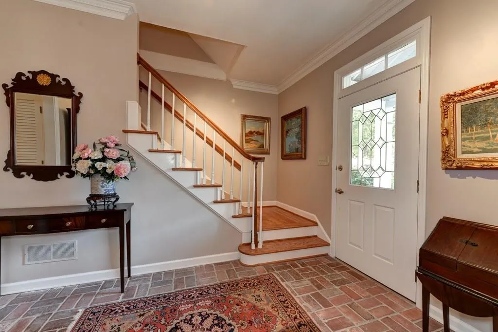 7445 Old Maine Trail, Sandy Springs, Georgia 30328, 4 Bedrooms Bedrooms, ,2 BathroomsBathrooms,Residential,Sold,7445 Old Maine Trail,5593770