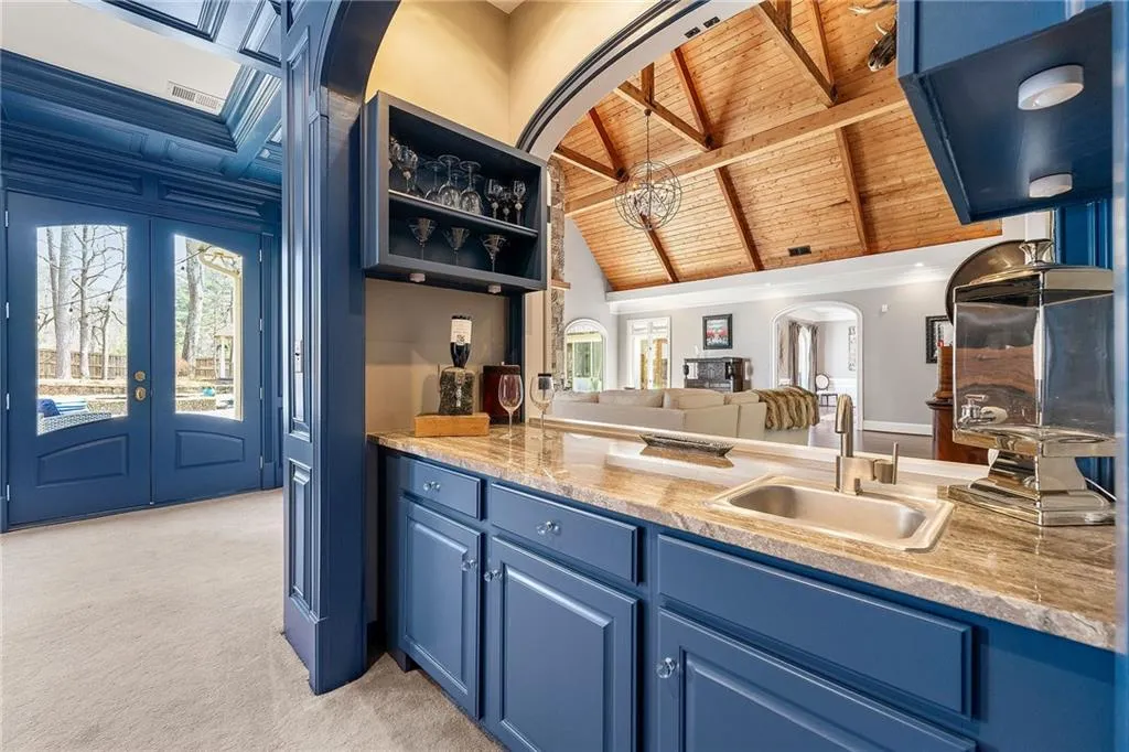 1250 Crest Valley Drive, Atlanta, Georgia 30327, 6 Bedrooms Bedrooms, ,6 BathroomsBathrooms,Residential,Sold,1250 Crest Valley Drive,7356944