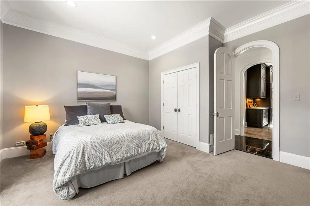 1250 Crest Valley Drive, Atlanta, Georgia 30327, 6 Bedrooms Bedrooms, ,6 BathroomsBathrooms,Residential,Sold,1250 Crest Valley Drive,7356944