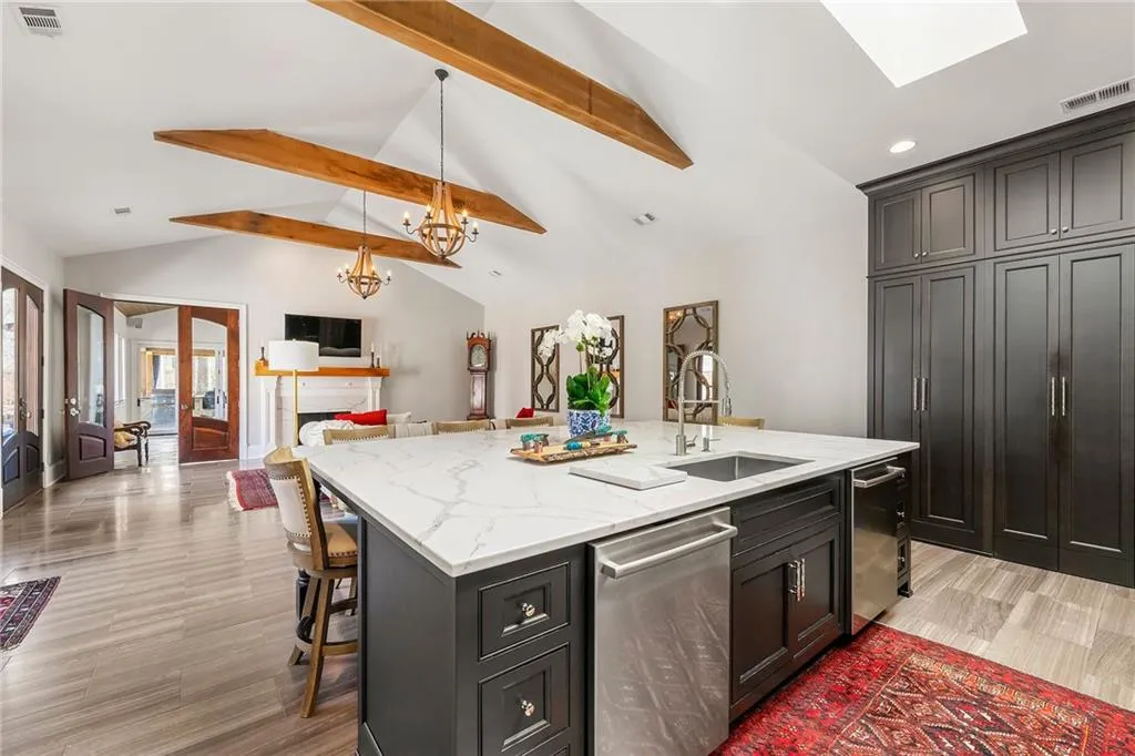 1250 Crest Valley Drive, Atlanta, Georgia 30327, 6 Bedrooms Bedrooms, ,6 BathroomsBathrooms,Residential,Sold,1250 Crest Valley Drive,7356944