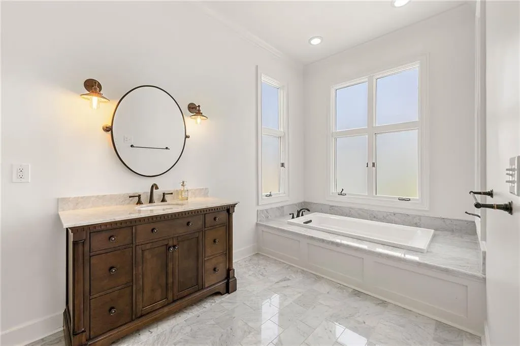 1250 Crest Valley Drive, Atlanta, Georgia 30327, 6 Bedrooms Bedrooms, ,6 BathroomsBathrooms,Residential,Sold,1250 Crest Valley Drive,7356944