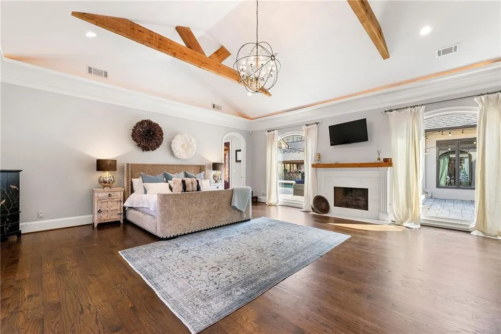 1250 Crest Valley Drive, Atlanta, Georgia 30327, 6 Bedrooms Bedrooms, ,6 BathroomsBathrooms,Residential,Sold,1250 Crest Valley Drive,7356944