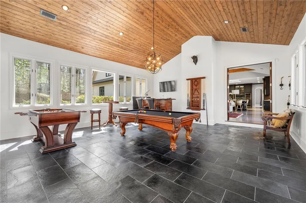 1250 Crest Valley Drive, Atlanta, Georgia 30327, 6 Bedrooms Bedrooms, ,6 BathroomsBathrooms,Residential,Sold,1250 Crest Valley Drive,7356944