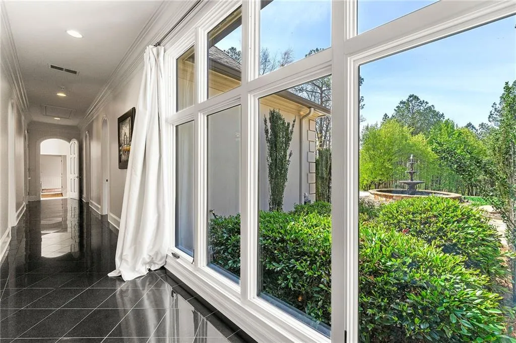 1250 Crest Valley Drive, Atlanta, Georgia 30327, 6 Bedrooms Bedrooms, ,6 BathroomsBathrooms,Residential,Sold,1250 Crest Valley Drive,7356944