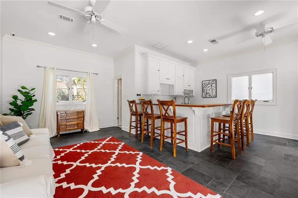 1250 Crest Valley Drive, Atlanta, Georgia 30327, 6 Bedrooms Bedrooms, ,6 BathroomsBathrooms,Residential,Sold,1250 Crest Valley Drive,7356944