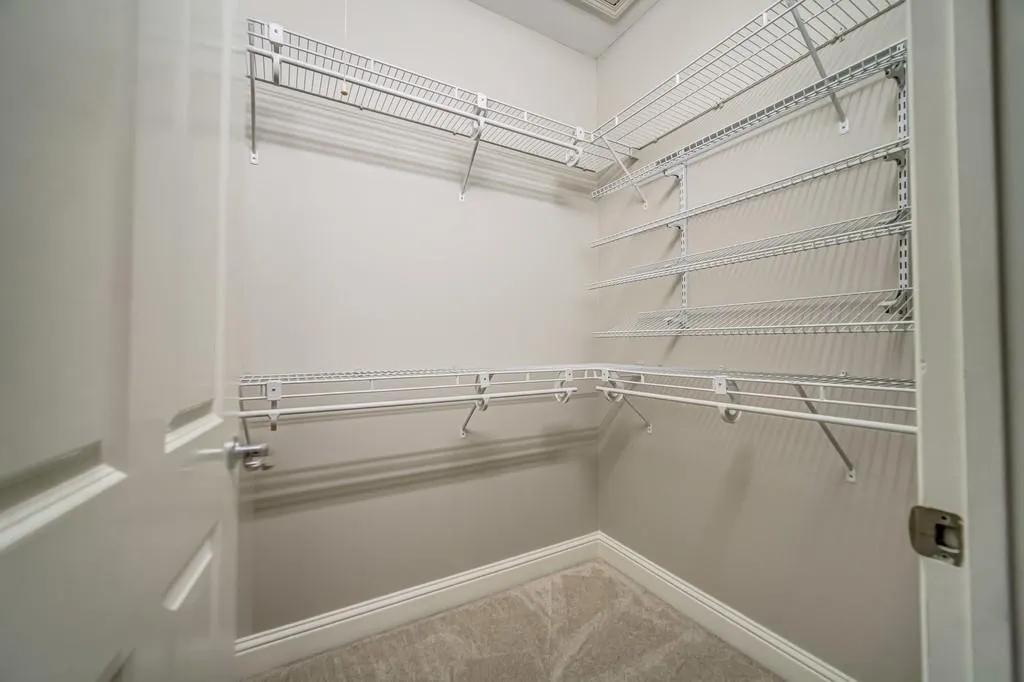 1096 Glenridge Place, Atlanta, Georgia 30342, 2 Bedrooms Bedrooms, ,2 BathroomsBathrooms,Residential,Sold,1096 Glenridge Place,6645467