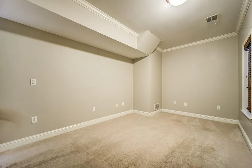 1096 Glenridge Place, Atlanta, Georgia 30342, 2 Bedrooms Bedrooms, ,2 BathroomsBathrooms,Residential,Sold,1096 Glenridge Place,6645467