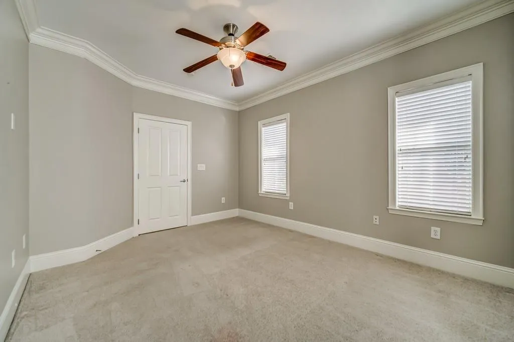 1096 Glenridge Place, Atlanta, Georgia 30342, 2 Bedrooms Bedrooms, ,2 BathroomsBathrooms,Residential,Sold,1096 Glenridge Place,6645467