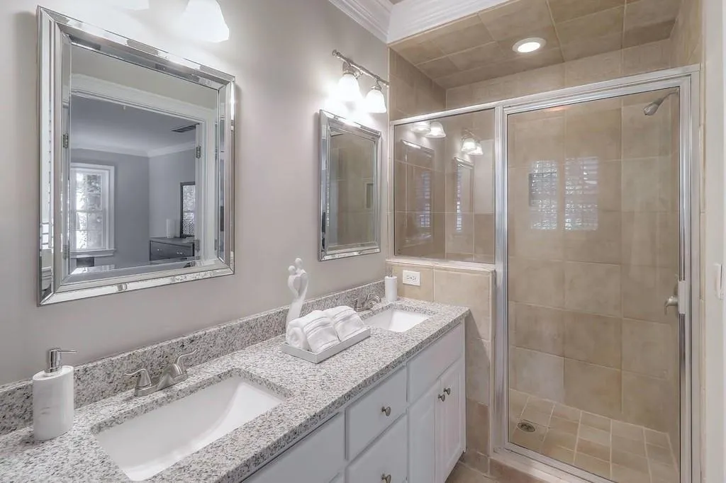 Georgia 30328, ,3 BathroomsBathrooms,Residential,Sold,6647727