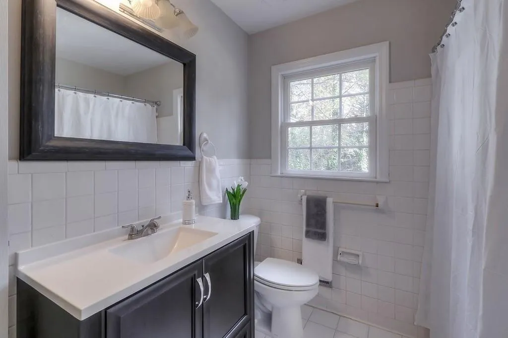 Georgia 30328, ,3 BathroomsBathrooms,Residential,Sold,6647727