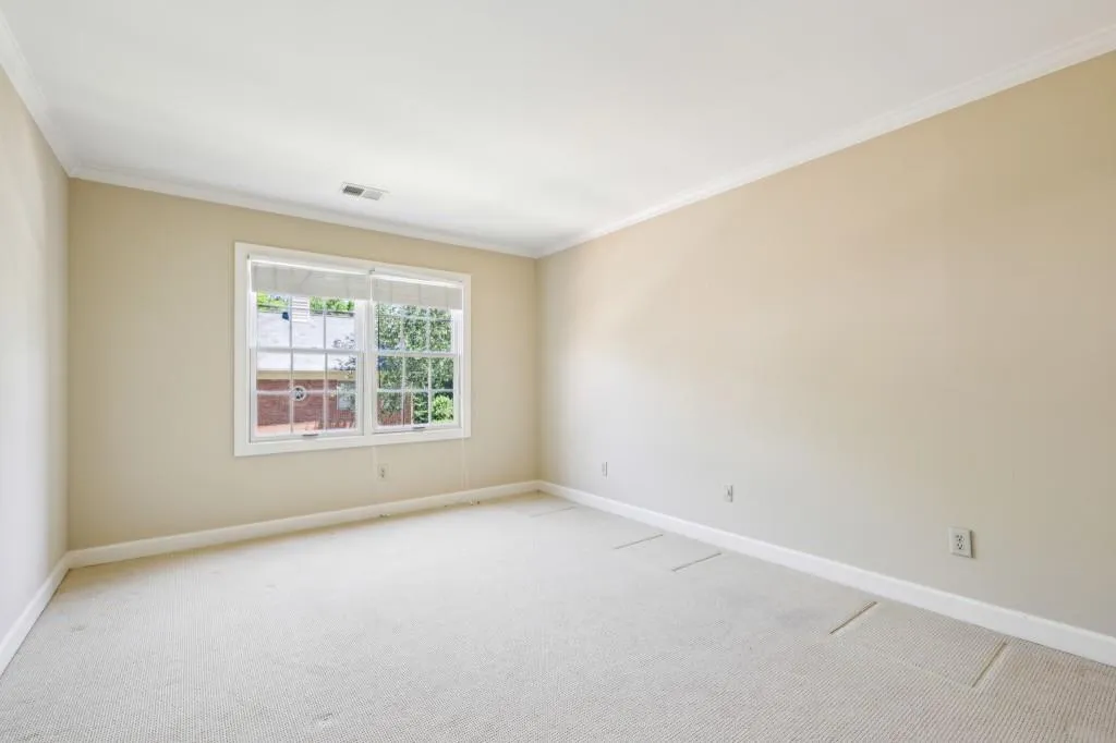 51 Ivy Chase Ne, Atlanta, Georgia 30342, 3 Bedrooms Bedrooms, ,2 BathroomsBathrooms,Residential,For Sale,51 Ivy Chase Ne,7585214