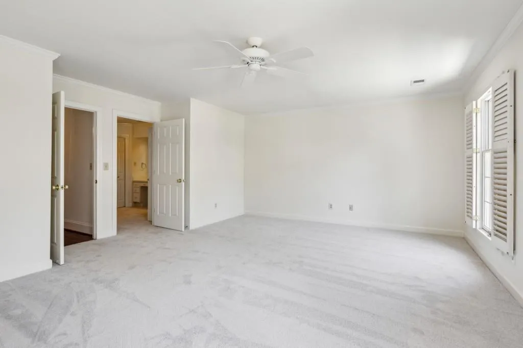 51 Ivy Chase Ne, Atlanta, Georgia 30342, 3 Bedrooms Bedrooms, ,2 BathroomsBathrooms,Residential,For Sale,51 Ivy Chase Ne,7585214