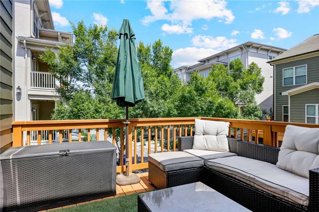 1210 Lavista Circle Ne, Atlanta, Georgia 30324, 3 Bedrooms Bedrooms, ,3 BathroomsBathrooms,Residential,For Sale,1210 Lavista Circle Ne,7610307