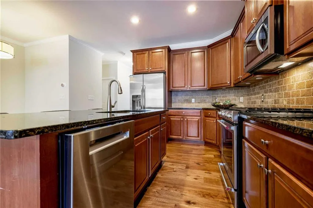 1210 Lavista Circle Ne, Atlanta, Georgia 30324, 3 Bedrooms Bedrooms, ,3 BathroomsBathrooms,Residential,For Sale,1210 Lavista Circle Ne,7610307