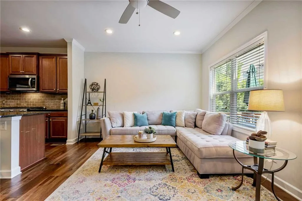 1210 Lavista Circle Ne, Atlanta, Georgia 30324, 3 Bedrooms Bedrooms, ,3 BathroomsBathrooms,Residential,For Sale,1210 Lavista Circle Ne,7610307