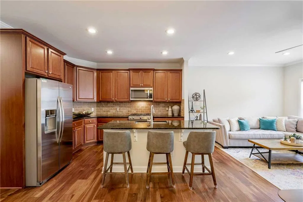 1210 Lavista Circle Ne, Atlanta, Georgia 30324, 3 Bedrooms Bedrooms, ,3 BathroomsBathrooms,Residential,For Sale,1210 Lavista Circle Ne,7610307