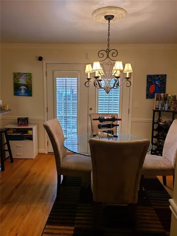 6520 Roswell Road Unit 12, Sandy Springs, Georgia 30328, 2 Bedrooms Bedrooms, ,1 BathroomBathrooms,Residential,Sold,6520 Roswell Road Unit 12,6796813