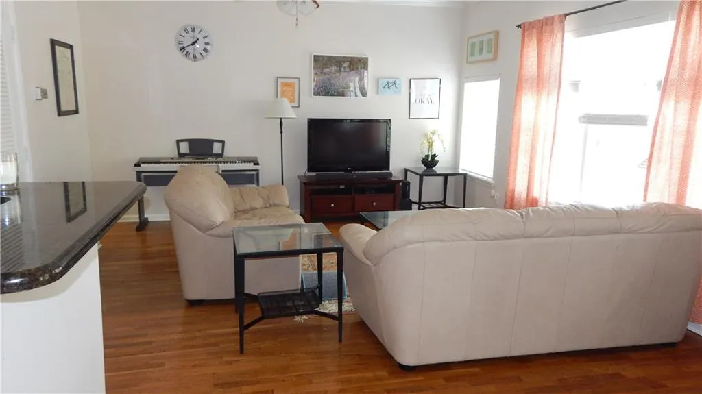 1150 Collier Road Nw Unit R1, Atlanta, Georgia 30318, 2 Bedrooms Bedrooms, ,2 BathroomsBathrooms,Residential,Sold,1150 Collier Road Nw Unit R1,5681603