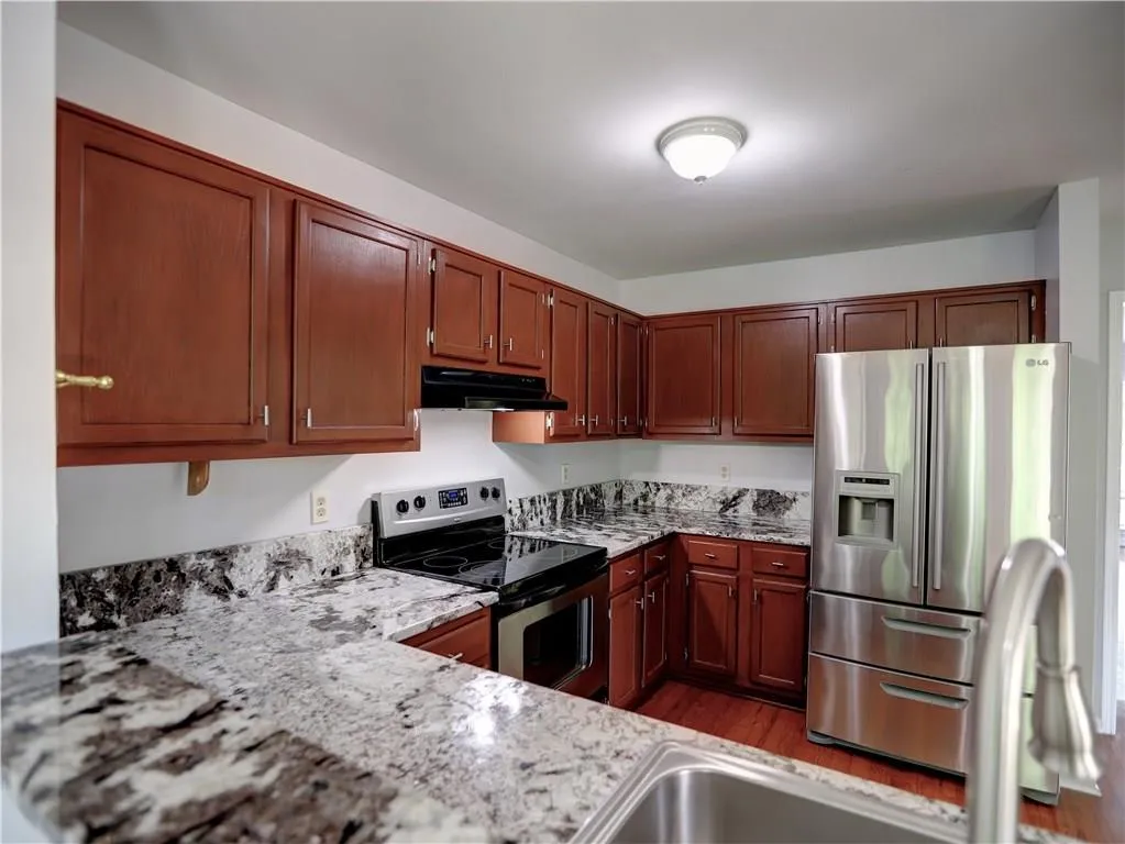 9075 Carroll Manor Drive, Sandy Springs, Georgia 30350, 3 Bedrooms Bedrooms, ,2 BathroomsBathrooms,Residential,Sold,9075 Carroll Manor Drive,6024592
