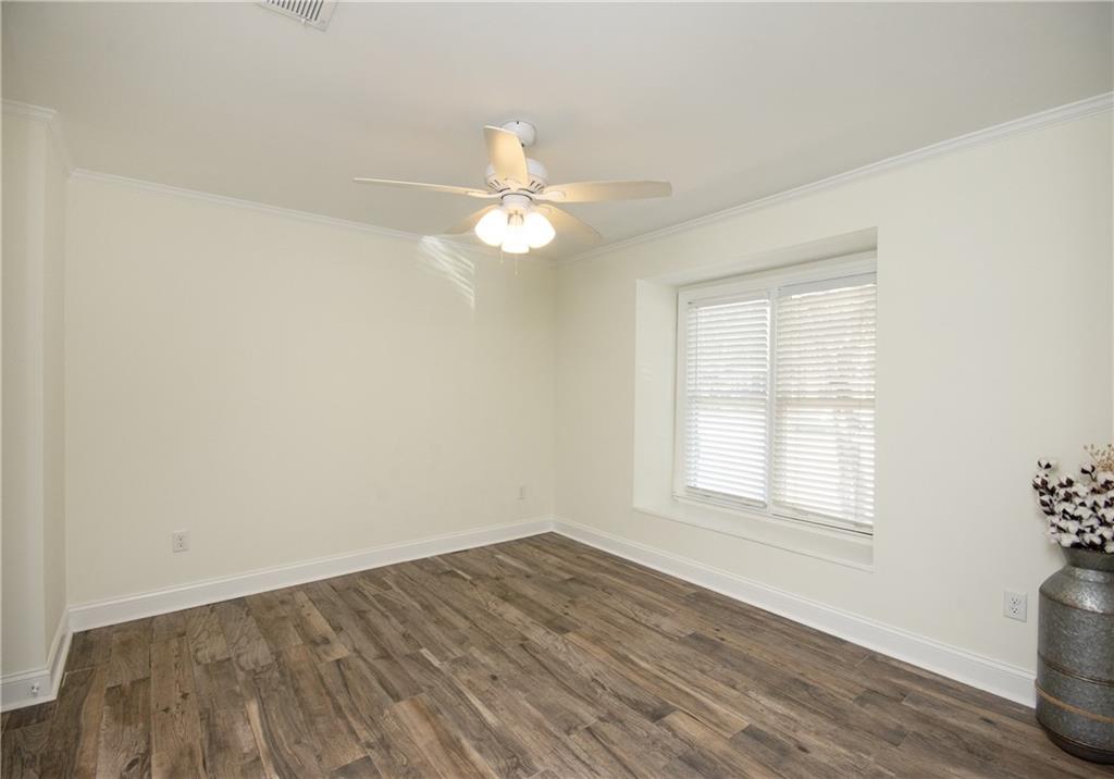 402 Abingdon Way Unit 402, Sandy Springs, Georgia 30328, 2 Bedrooms Bedrooms, ,2 BathroomsBathrooms,Residential,Sold,402 Abingdon Way Unit 402,7297278