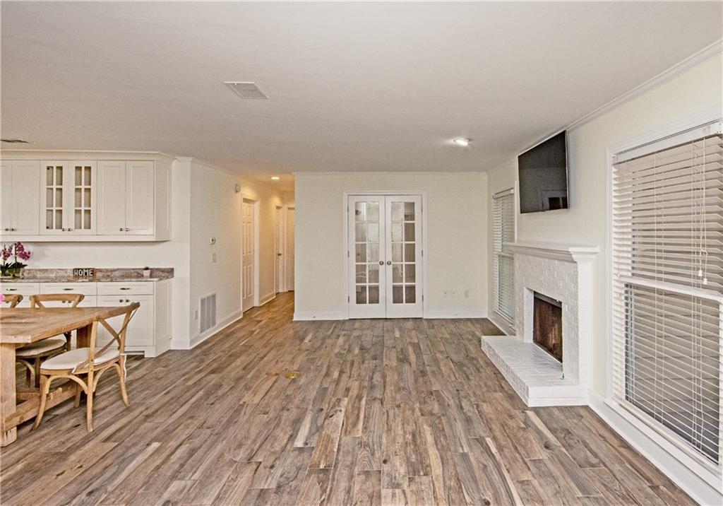 402 Abingdon Way Unit 402, Sandy Springs, Georgia 30328, 2 Bedrooms Bedrooms, ,2 BathroomsBathrooms,Residential,Sold,402 Abingdon Way Unit 402,7297278