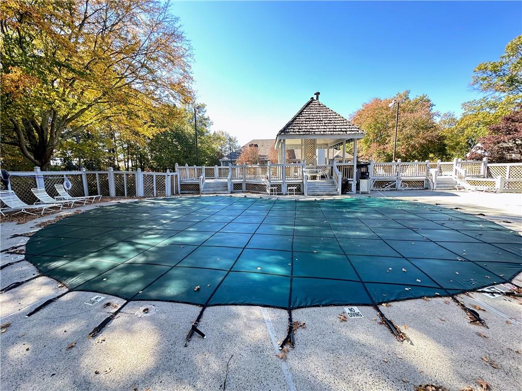 402 Abingdon Way Unit 402, Sandy Springs, Georgia 30328, 2 Bedrooms Bedrooms, ,2 BathroomsBathrooms,Residential,Sold,402 Abingdon Way Unit 402,7297278