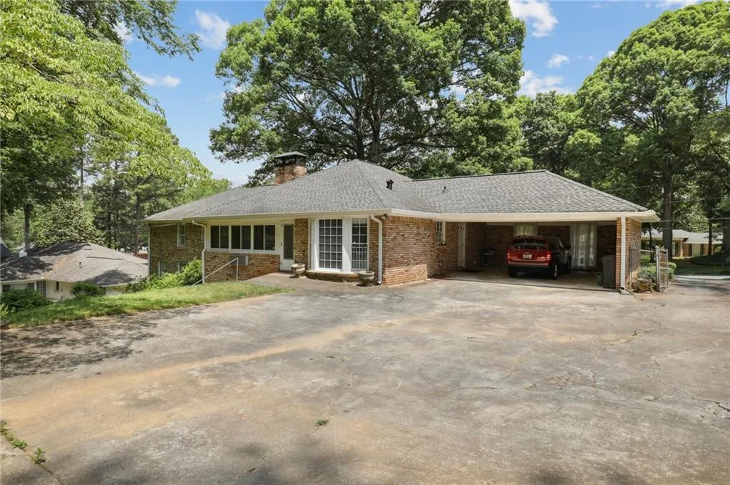 460 Riverside Parkway, Sandy Springs, Georgia 30328, 4 Bedrooms Bedrooms, ,4 BathroomsBathrooms,Residential,Sold,460 Riverside Parkway,7049703