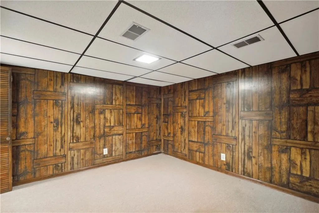 460 Riverside Parkway, Sandy Springs, Georgia 30328, 4 Bedrooms Bedrooms, ,4 BathroomsBathrooms,Residential,Sold,460 Riverside Parkway,7049703