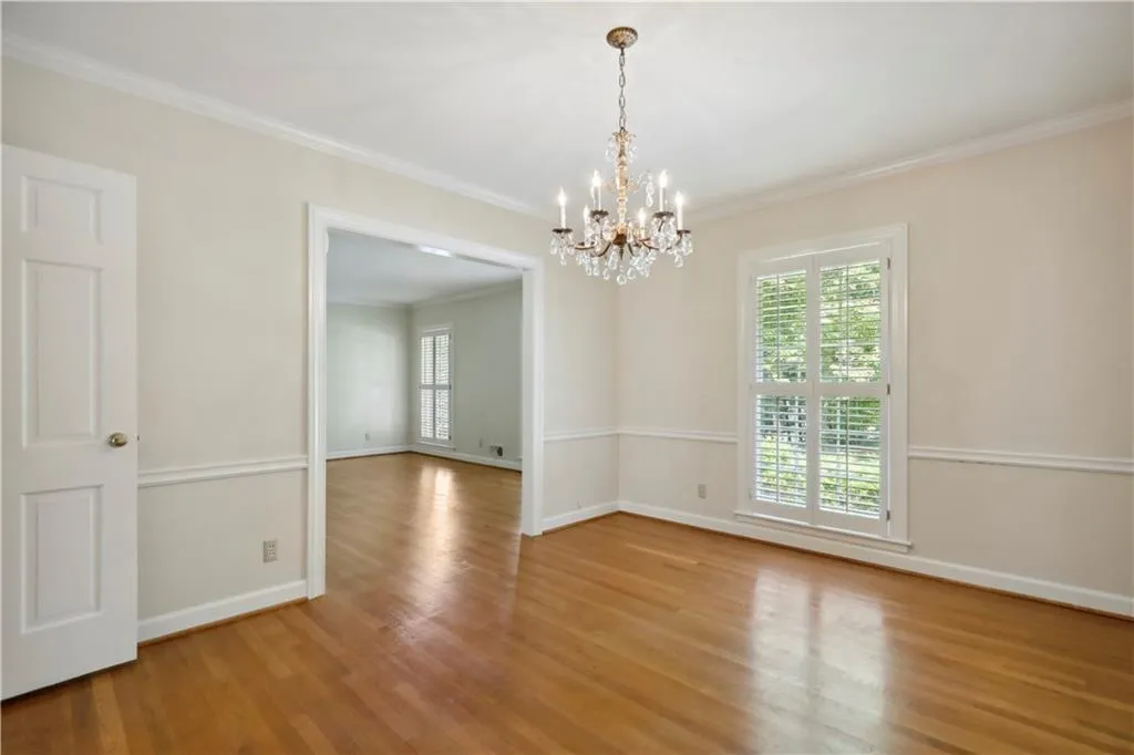 460 Riverside Parkway, Sandy Springs, Georgia 30328, 4 Bedrooms Bedrooms, ,4 BathroomsBathrooms,Residential,Sold,460 Riverside Parkway,7049703