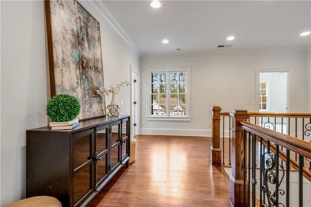 75 Spruell Springs Road, Atlanta, Georgia 30342, 6 Bedrooms Bedrooms, ,4 BathroomsBathrooms,Residential,Sold,75 Spruell Springs Road,7180973