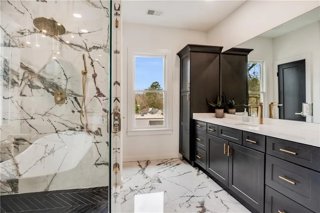 75 Spruell Springs Road, Atlanta, Georgia 30342, 6 Bedrooms Bedrooms, ,4 BathroomsBathrooms,Residential,Sold,75 Spruell Springs Road,7180973