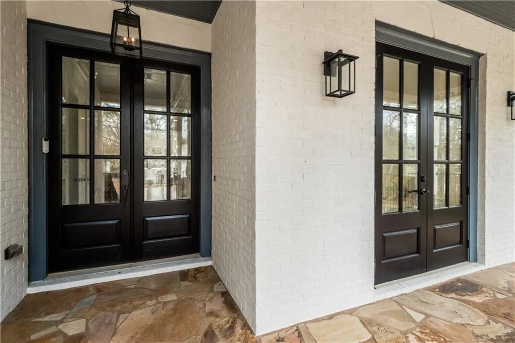 75 Spruell Springs Road, Atlanta, Georgia 30342, 6 Bedrooms Bedrooms, ,4 BathroomsBathrooms,Residential,Sold,75 Spruell Springs Road,7180973